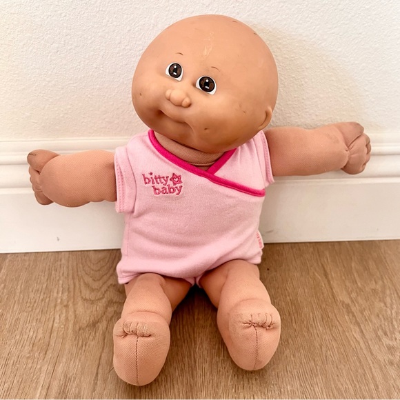 1978 1982 Cabbage Patch Boy Doll, 1984 Bald Brown Eyes Bitty Baby Pajama Vintage - Picture 1 of 4